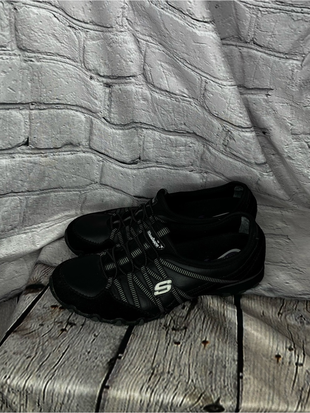 Skechers Minimalist‎ Sporty Chic Cybery2k Black Suede & Pleather Slip On Shoes 9